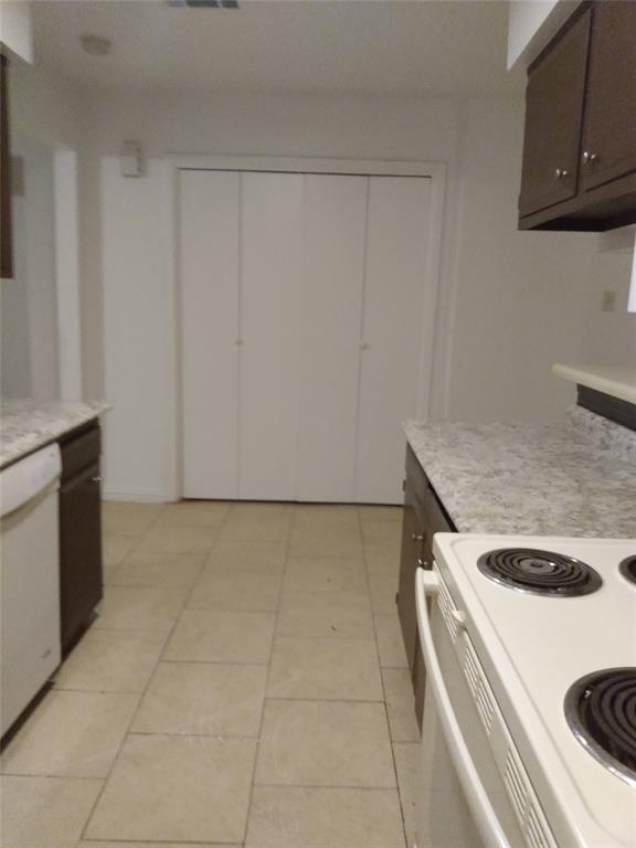Foto del edificio - 6913 Chasewood Dr