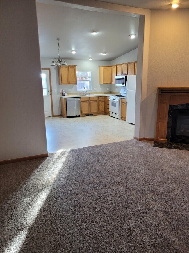 Photo - 2484 Carriage Dr House