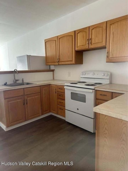 Building Photo - 37166 NY-23