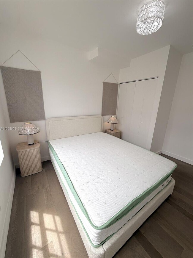 Foto del edificio - 605 Euclid Ave