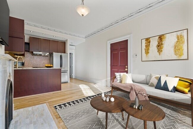 Building Photo - 589 Tremont St