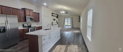 Building Photo - 8238 Meadow Walk Ln