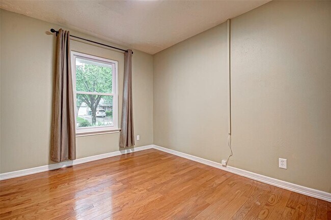 Foto del edificio - 9623 Philmont Dr