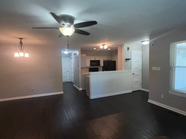 Foto del edificio - 511 Bernard Ave