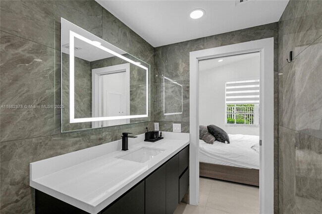 Foto del edificio - 2663 SW 187th Ave