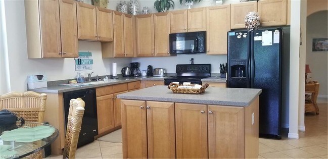 Building Photo - 9601 Spanish Moss Way