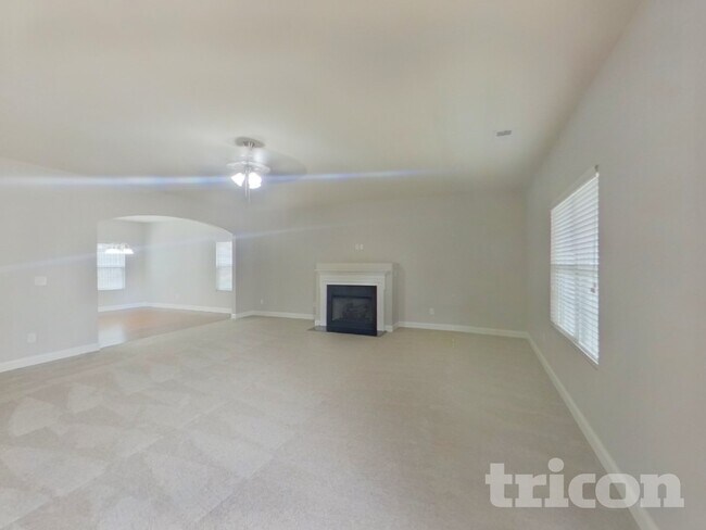Foto del edificio - 7019 Carrington Pointe Dr