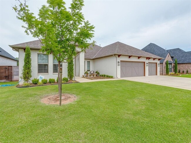 Building Photo - 1433 Sadie Creek Rd