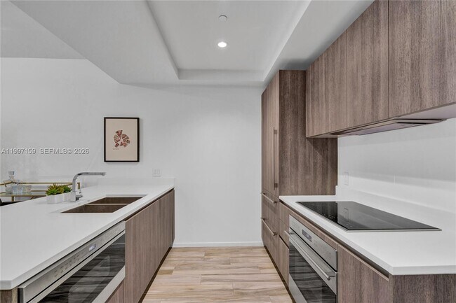 Foto del edificio - 801 S Miami Ave