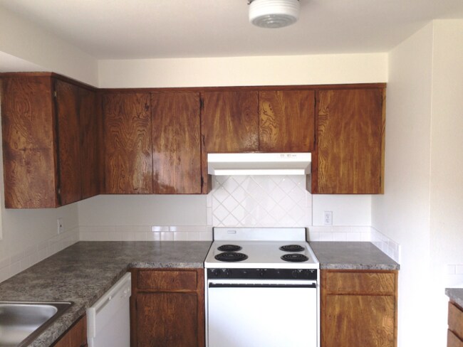 Building Photo - 3113 Watson Ave