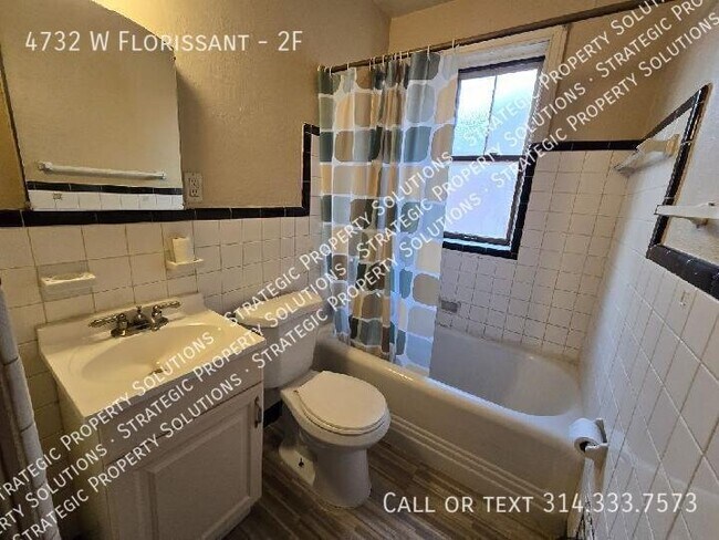 Foto del edificio - 4732 W Florissant Ave