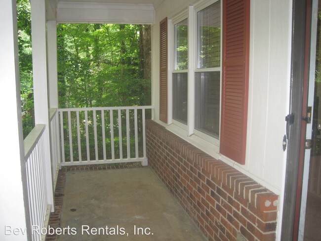 Building Photo - 2760 Brantley Dr