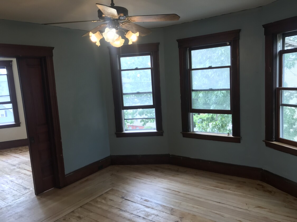 Dinning Room windows - 43 Olga Ave