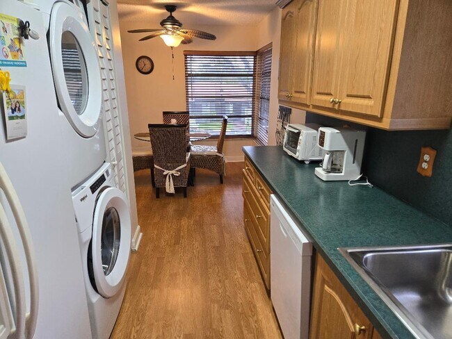 Foto del edificio - 13849 Royal Palm Ct