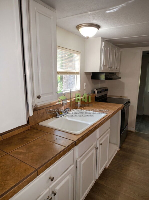Building Photo - 165 Chapel Hill Cir