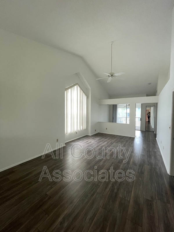 Building Photo - 138 Sun Isle Cir