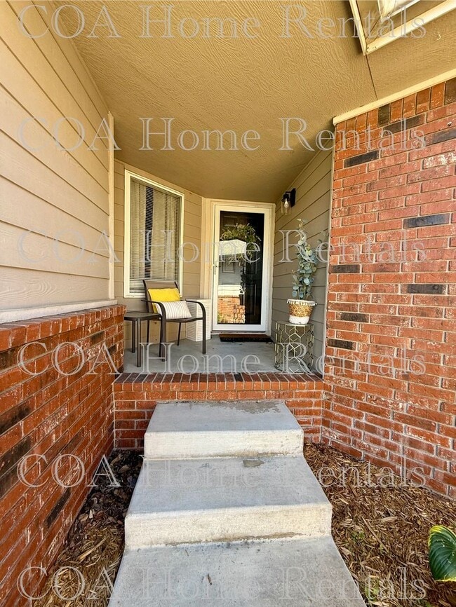 Building Photo - North West location