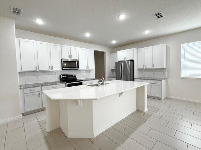 Building Photo - 12186 Sumter Dr