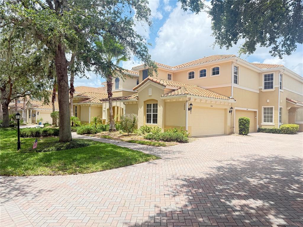 Foto principal - 1361 Emerald Dunes Dr