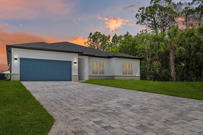 Foto del edificio - 573 Joy Haven Dr