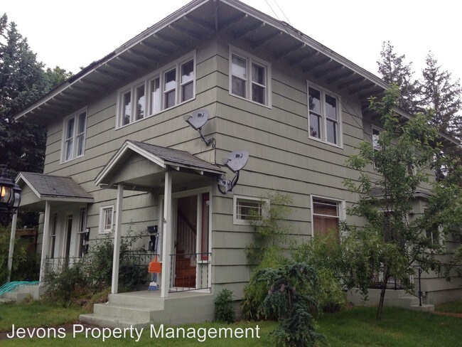 Foto del edificio - 2205 Summitview Ave