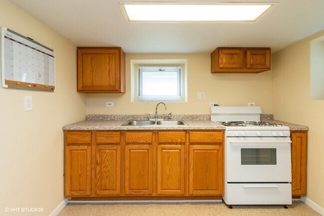 Foto del edificio - 407 S Hough St