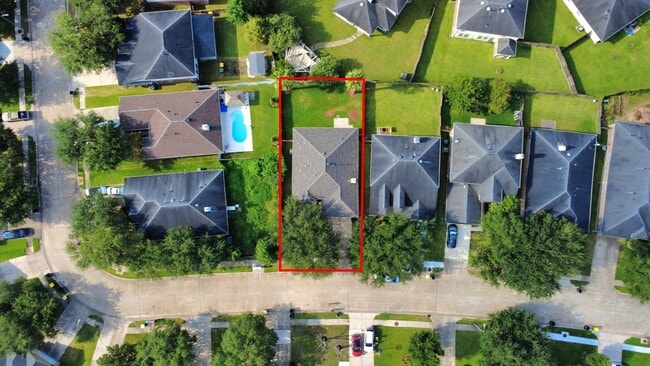 Foto del edificio - 12902 Meadow Springs Dr