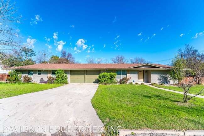 Building Photo - 2 br, 1 bath House - 443 Brees