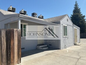 Building Photo - 214 W Carlton Wy