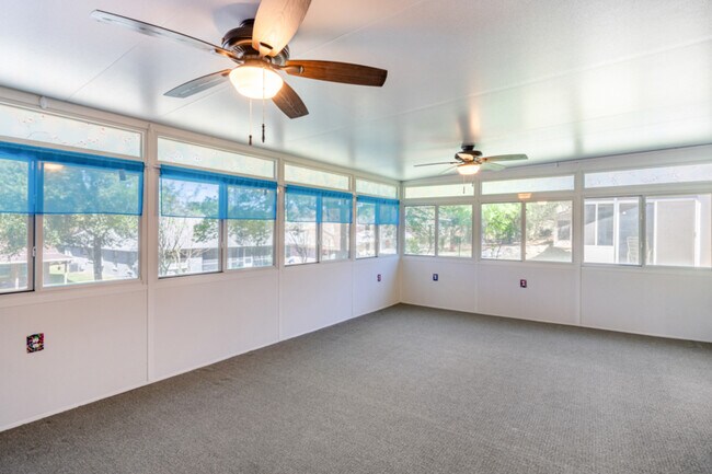 Foto del edificio - 3632 Fox Run