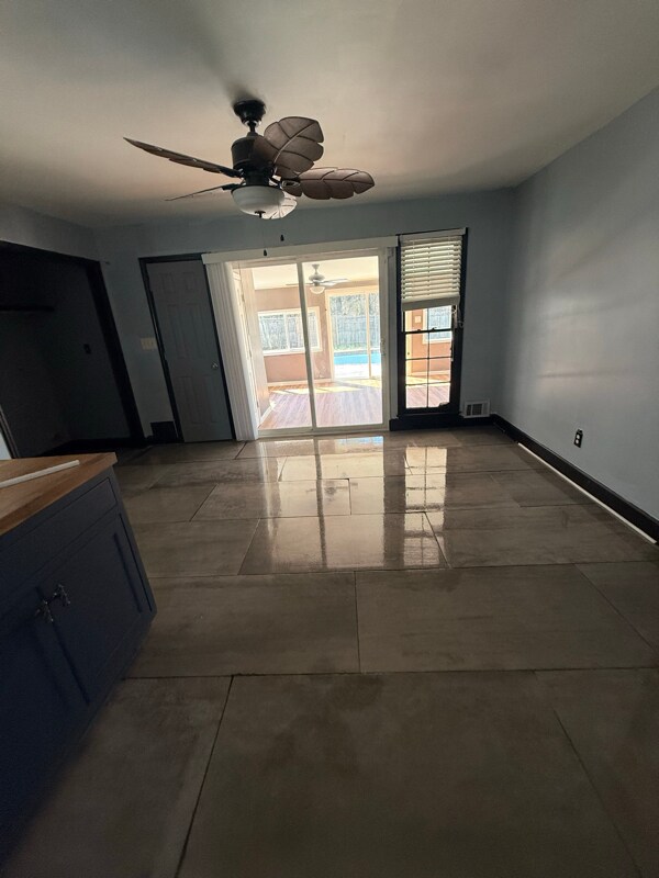 Foto del edificio - 785 Turner Dr