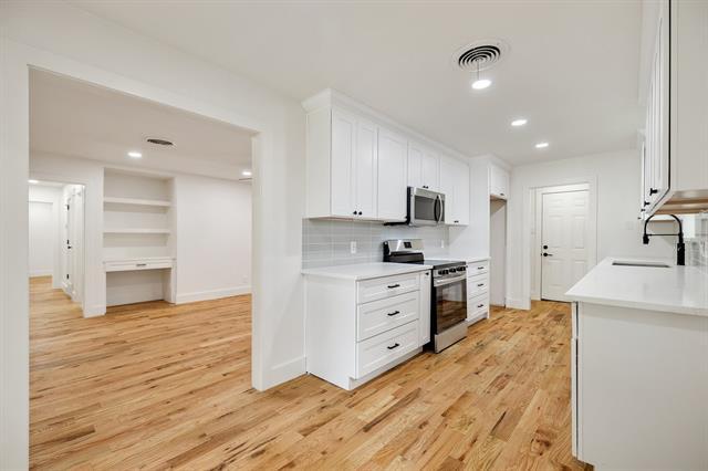 Building Photo - 1302 Mayfield Ave