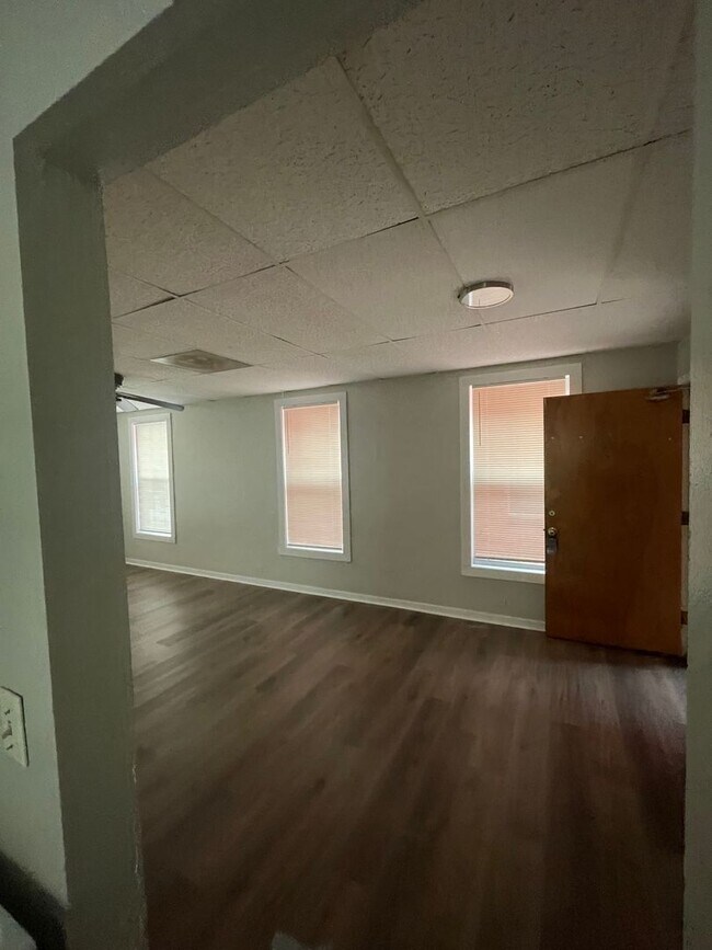 Foto del edificio - One Bedroom Apt.-A 10 Minute Walk to University of Tampa