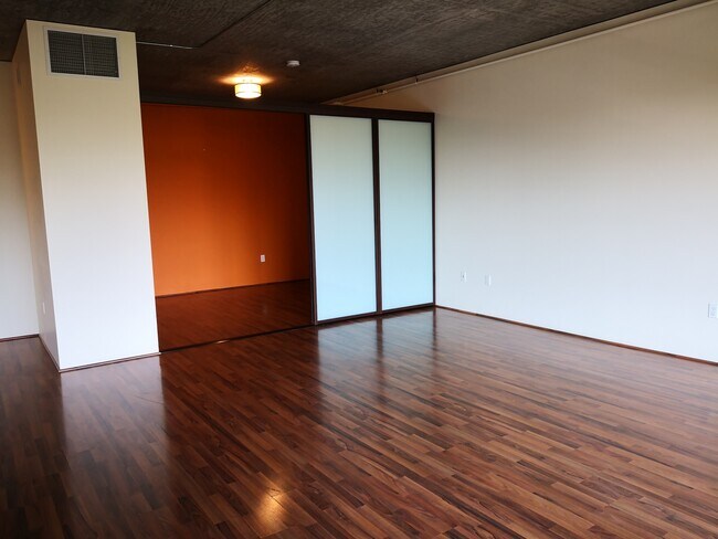 Building Photo - 1818 L St