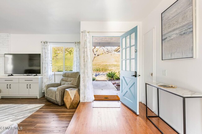 Building Photo - 1572 Dover Ave