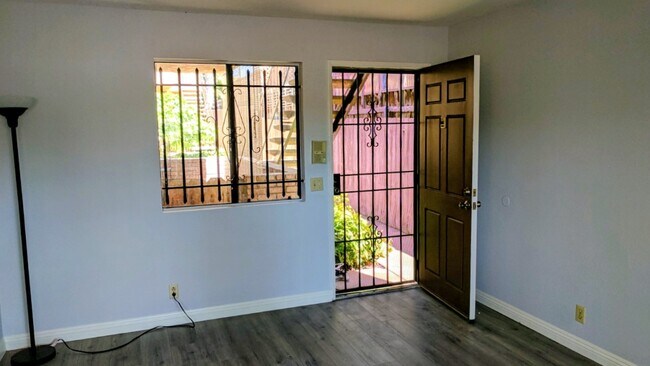 Foto del edificio - 3958 Louisiana #1