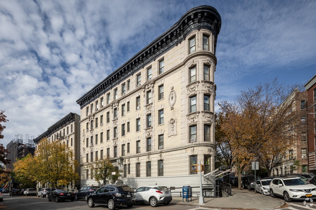 492 Convent Ave, New York, NY 10031 - 492 Convent Ave New York, NY ...