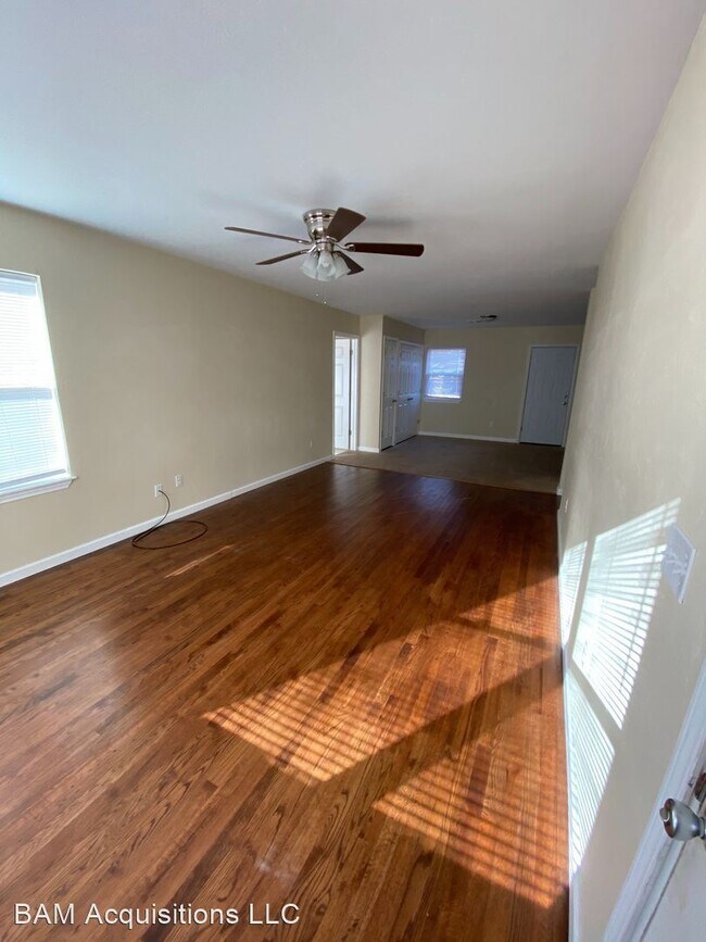 Building Photo - 4 br, 2 bath House - 212 W. Midland St.
