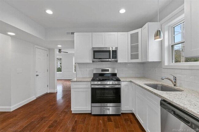 Foto del edificio - 1091 Whalley Ave