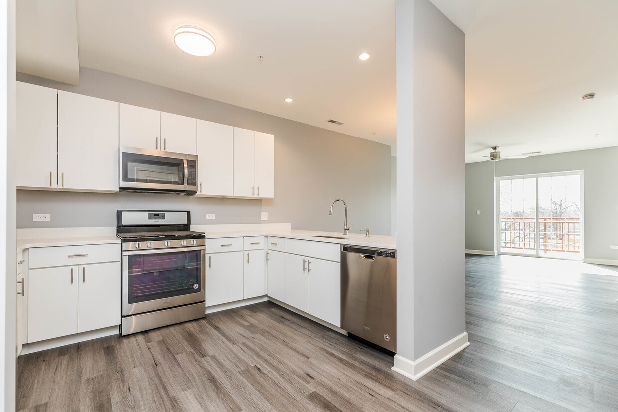 Foto principal - 1312 Shermer Rd
