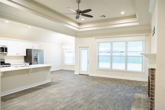 Foto del edificio - 4221 Toledo Bend Dr