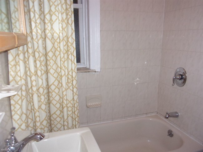 Foto del edificio - 2552 35th St