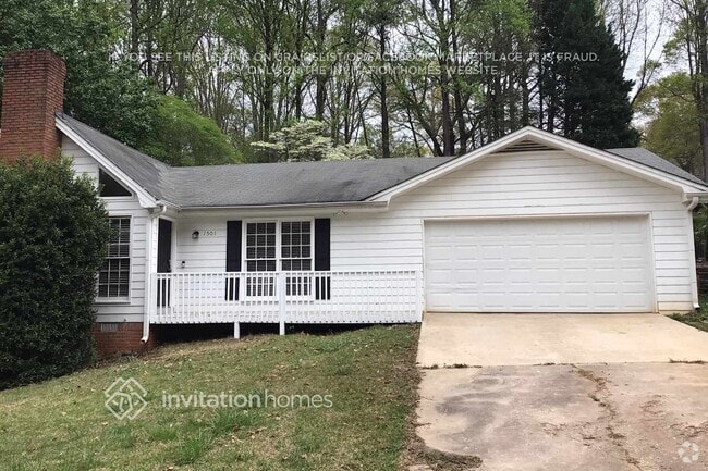 Building Photo - 1501 Sundale Dr