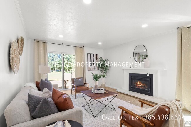 Foto del edificio - 4487 St Andrews Dr