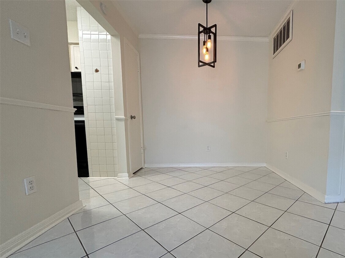 Foto principal - 2800 Jeanetta St