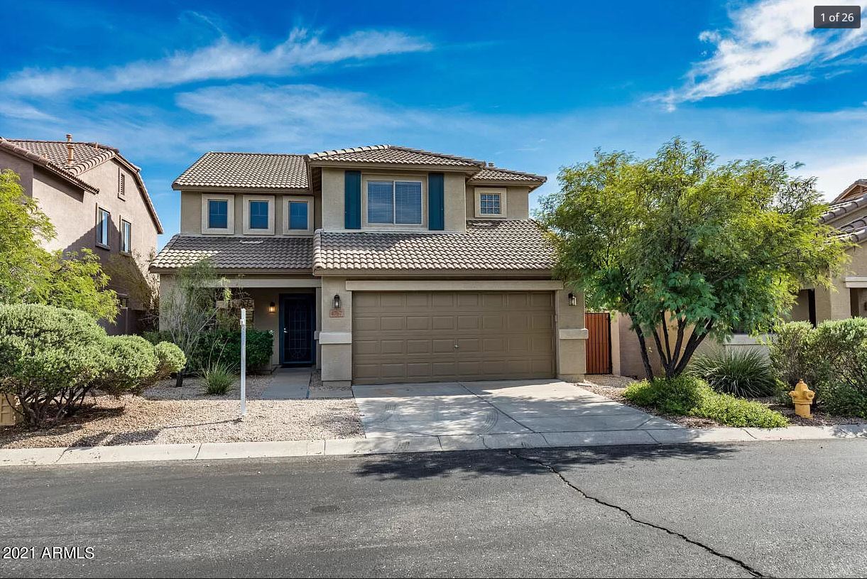 Foto principal - 4767 E Woburn Ln