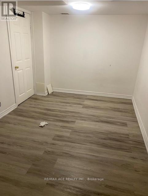 Photo du bâtiment - 178 Ravenscroft Rd