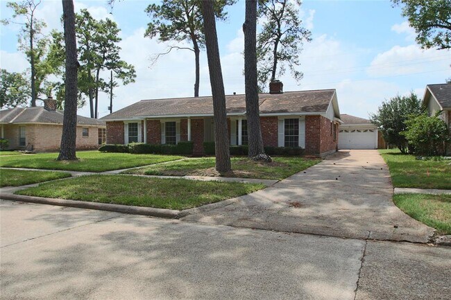 Building Photo - 1914 Cobble Creek Dr