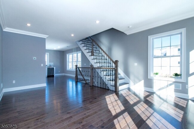 Building Photo - 112 Cacciola Pl