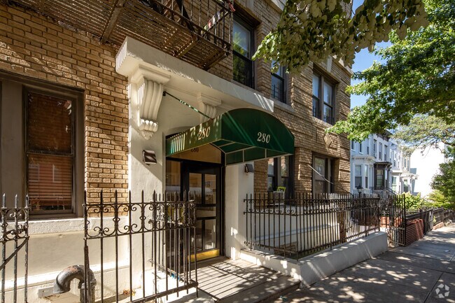 Building Photo - 280 14th St